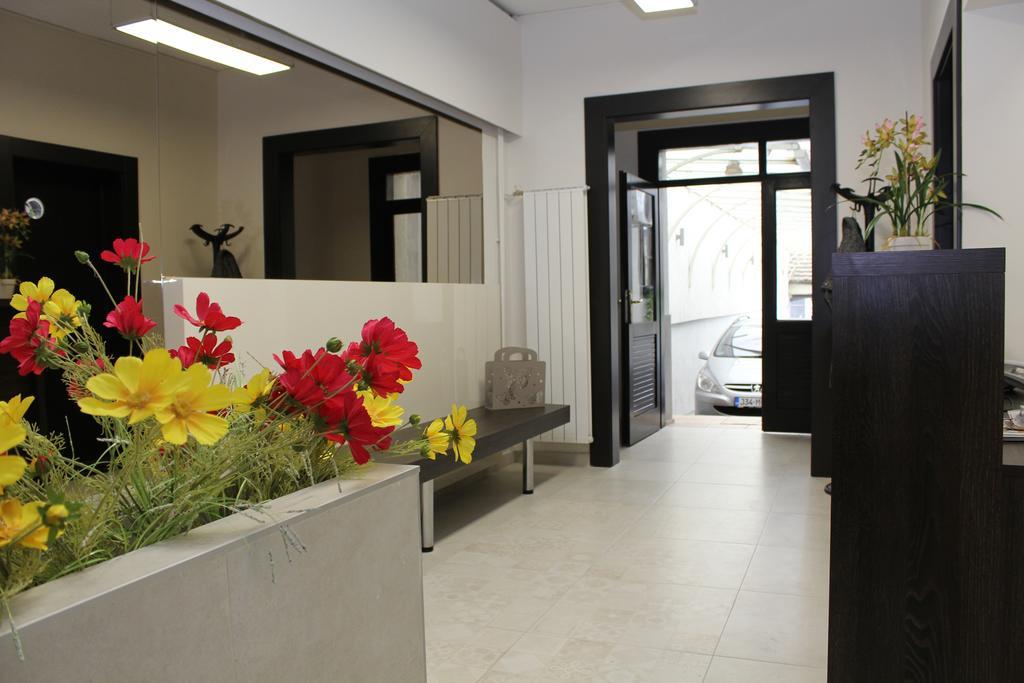 Wake Up Apartments And Rooms Belgrado Esterno foto