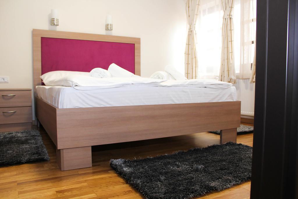 Wake Up Apartments And Rooms Belgrado Esterno foto