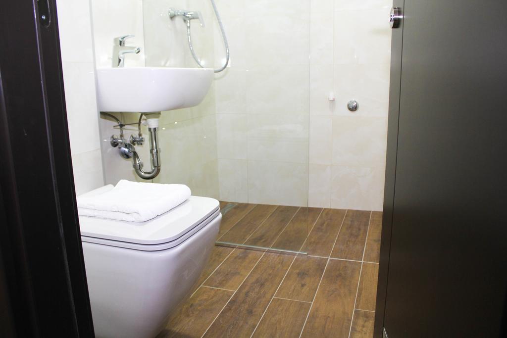 Wake Up Apartments And Rooms Belgrado Esterno foto