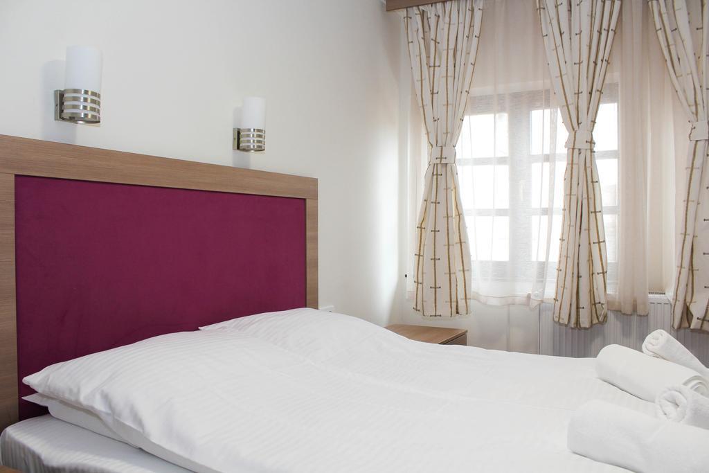Wake Up Apartments And Rooms Belgrado Esterno foto