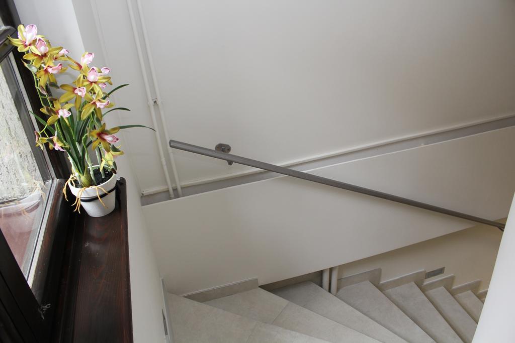 Wake Up Apartments And Rooms Belgrado Esterno foto