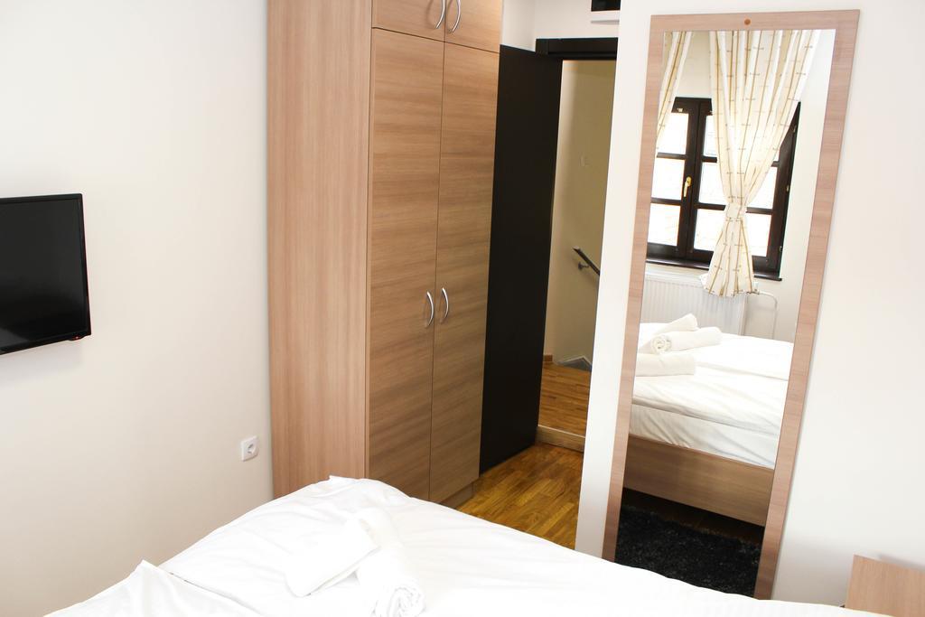 Wake Up Apartments And Rooms Belgrado Esterno foto