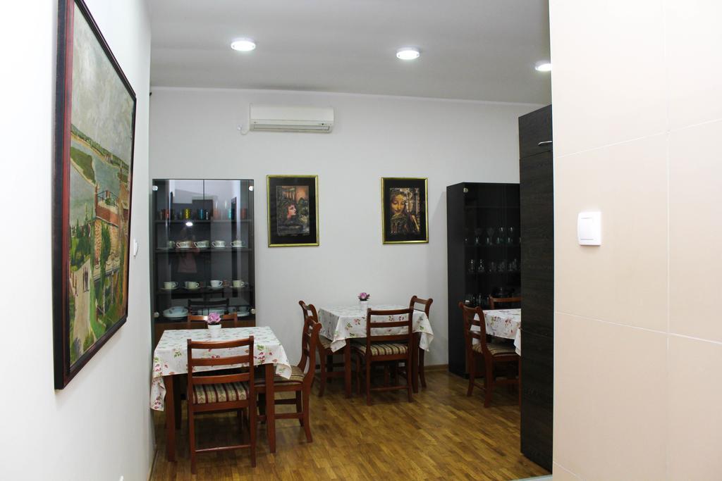 Wake Up Apartments And Rooms Belgrado Esterno foto