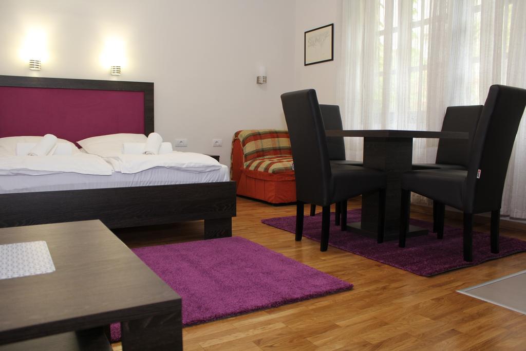 Wake Up Apartments And Rooms Belgrado Esterno foto