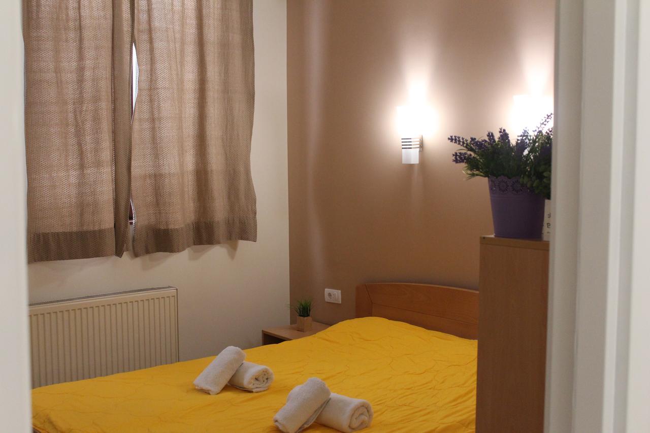 Wake Up Apartments And Rooms Belgrado Esterno foto